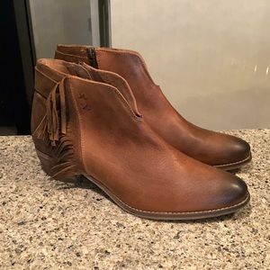 11 Women’s Diba True Pony Up Fringed Brown Ankle Boots NWOT REPOSH